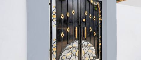 Entrada de la propiedad