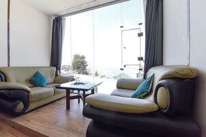 埃及棉床单、高档床上用品、客房内保险箱、免费 WiFi