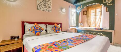 Luxe kamer | Lakens van Egyptisch katoen, luxe beddengoed, een kluis op de kamer