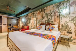 Premium Room | Egyptian cotton sheets, premium bedding, in-room safe, free WiFi - Fabhotel The Rajmani (Jaipur)