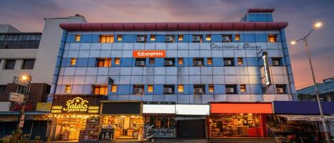 Fachada de la propiedad