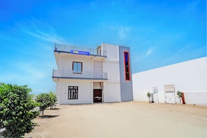 Front of property - Fabhotel Sri Ram Milan Palace (Faizabad)