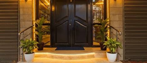 Majoituspaikan sisäänkäynti