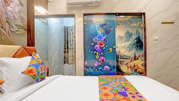 Deluxe Room | Egyptian cotton sheets, premium bedding, in-room safe, free WiFi