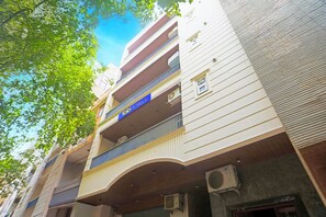 Exterior - Fabhotel The Hide Away (New Delhi)