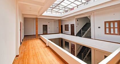 Fabexpress Vista Inn