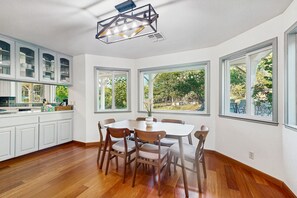 Dining - Beautiful Home on 2 Acres w/Expansive Deck, & A/C (Coarsegold)