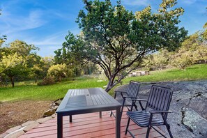 Terrace/patio - Beautiful Home on 2 Acres w/Expansive Deck, & A/C (Coarsegold)