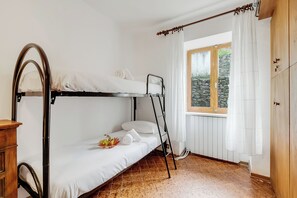 Standard Apartment, Multiple Bedrooms (Appartamento Vecchio Gad) | 1 bedroom, free WiFi, bed sheets