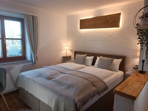 2 bedrooms, bed sheets - Apartment Liesl 75sqm for max. 5 persons (Schechen)