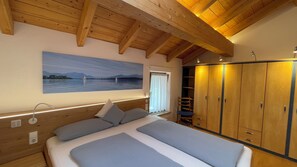 1 soveværelse, sengetøj