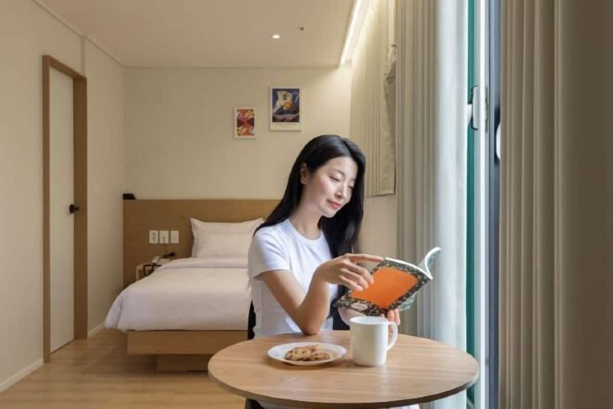 Premium bedding, blackout curtains, soundproofing, free WiFi