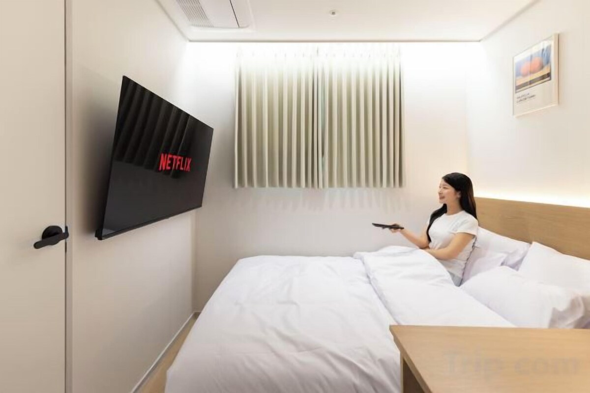 Ropa de cama de alta calidad y cortinas blackout 