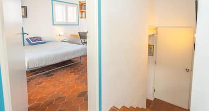 Winahost House Estartit with Private Garden