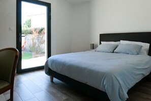 4 habitaciones, tabla de planchar con plancha y wifi gratis 
