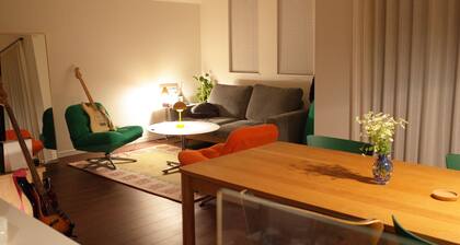 Tokyo Designer House w/ 2 Bedrooms (1 Queen Size Bed + 2 single Beds)