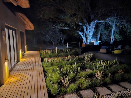 Cosy home in Big 4 Estate, 14 kms from Hoedspruit offering peace and tranquility