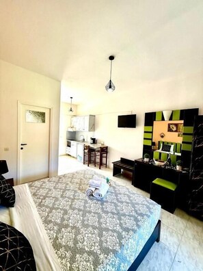 Free WiFi - Marina studios (Corfu)