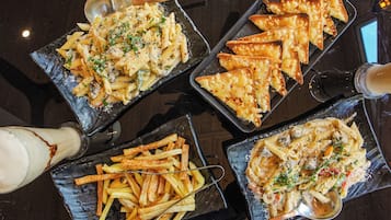 Daily buffet breakfast (INR 350 per person)