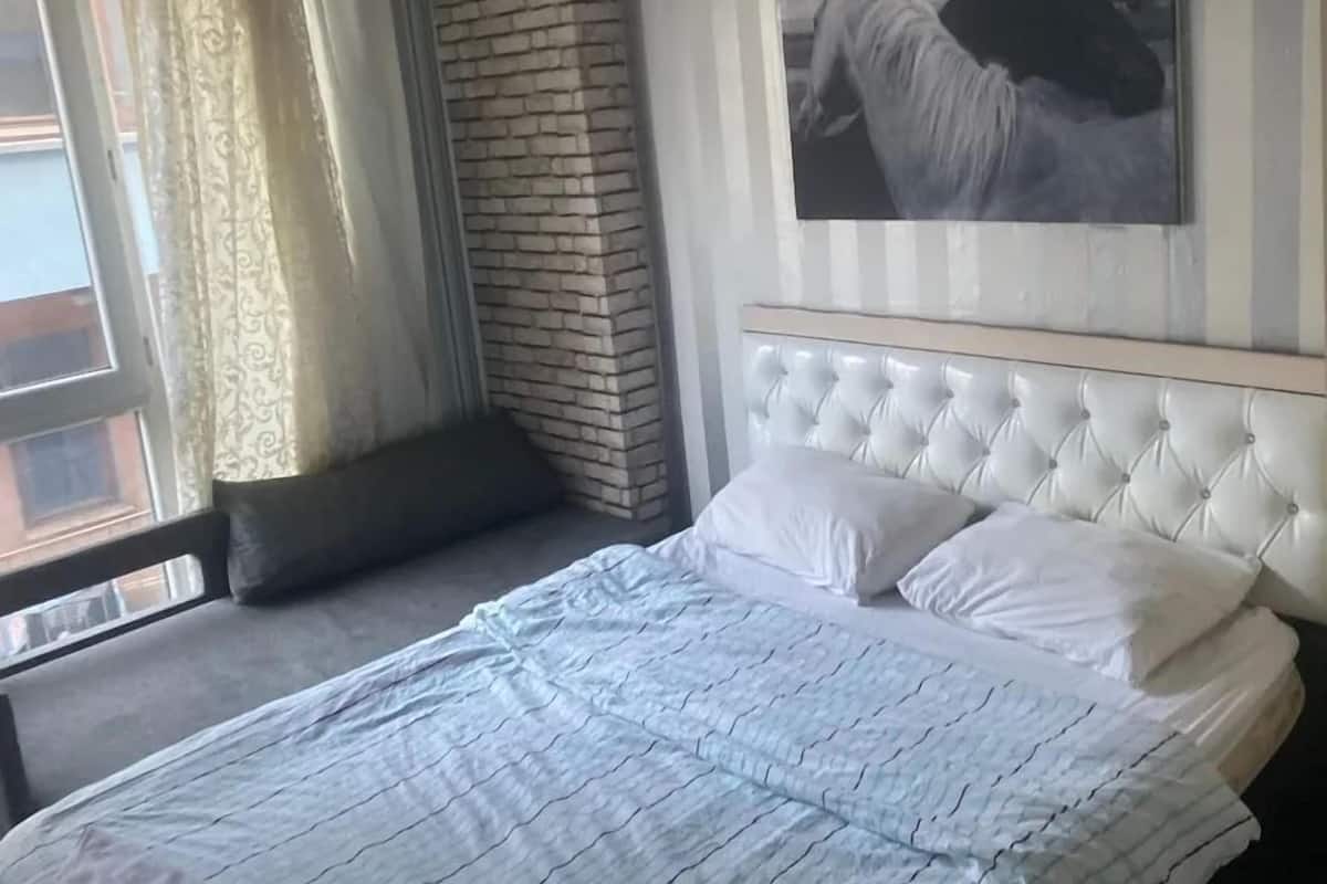 Basic Single Room | Free WiFi