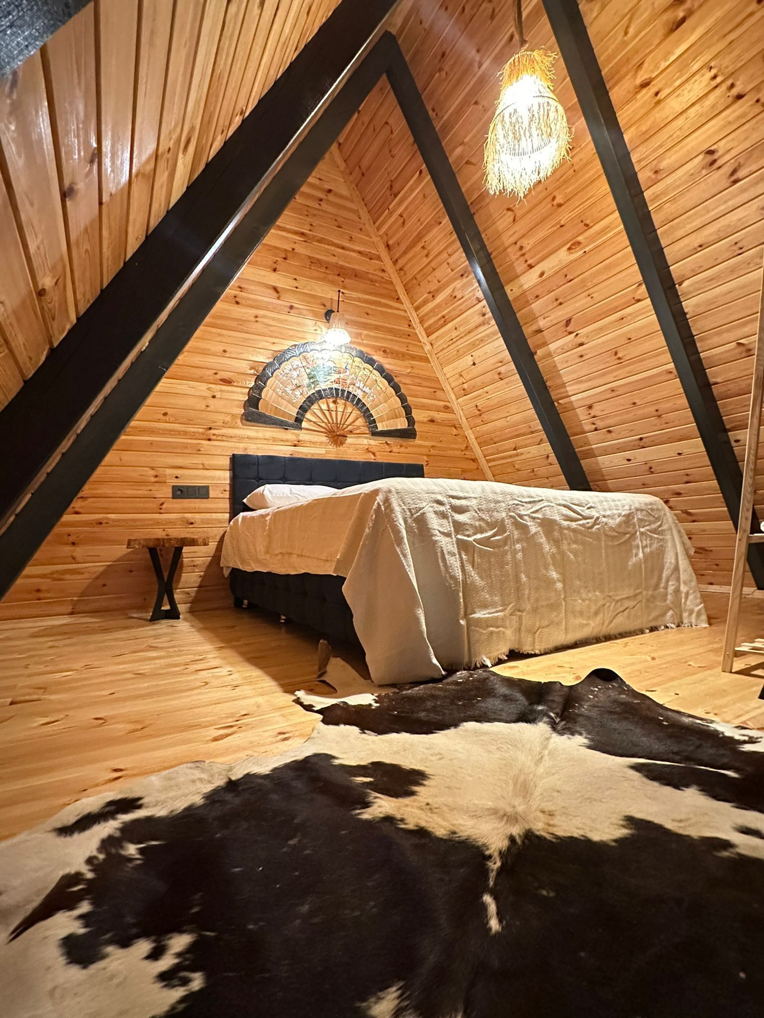 Bungalow, yksityinen uima-allas, jokinäköala | Italialaiset Frette-lakanat, ylelliset vuodevaatteet