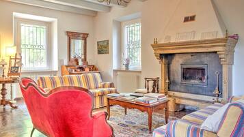 Rumah Klasik, 1 kamar tidur | Ruang keluarga