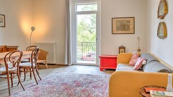 Classic House, 1 Bedroom | Living room