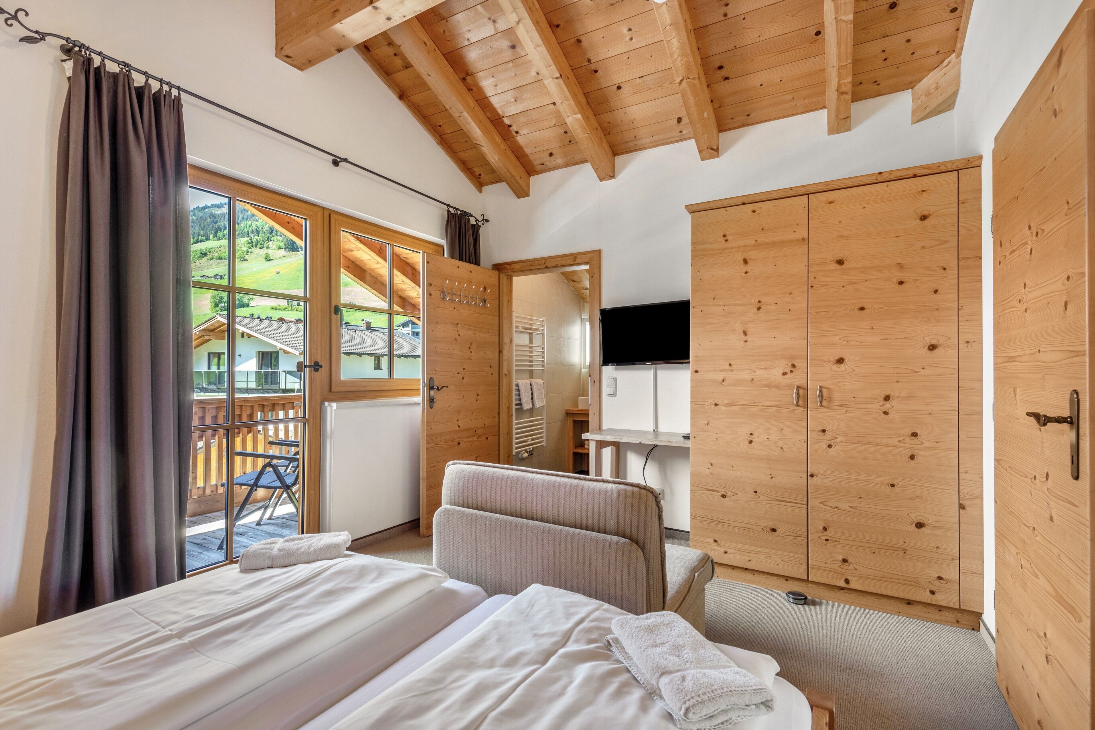 2 bedrooms, free WiFi, bed sheets