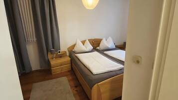 1 Schlafzimmer, kostenloses WLAN, Bettwäsche