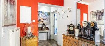 Farmhouse 'Zur Henne' with Shared Terrace and Wi-Fi