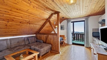 Fernseher, Tischtennisplatte