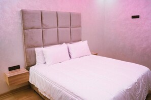 2 bedrooms, iron/ironing board, WiFi - Chic & cozy Apartment in Agadir (Agadir)