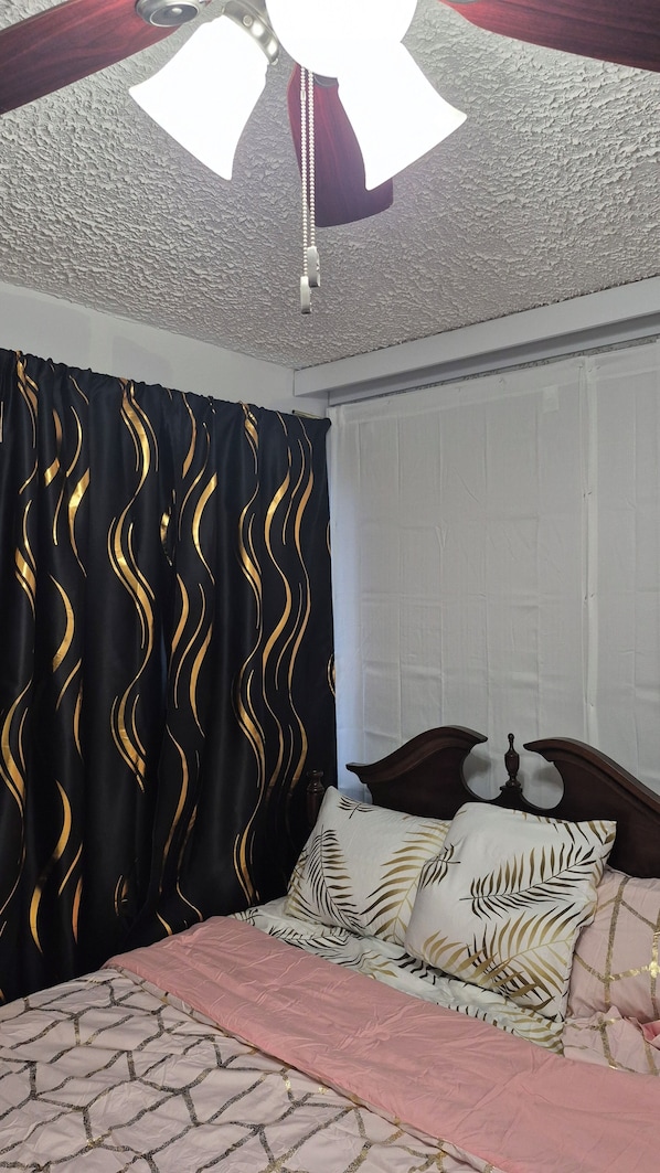 1 Schlafzimmer, Bügeleisen/Bügelbrett, WLAN, Bettwäsche