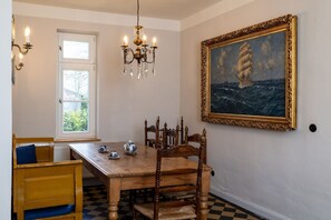 Imagen sin descripción, 3 de 49, botón