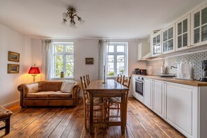 Interior - Charming Villa Gustavia in Sassnitz with balcony - FeWo Königsstuhl - Villa (Sassnitz)