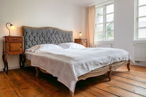 2 bedrooms, WiFi - Charming Villa Gustavia in Sassnitz with balcony - FeWo Königsstuhl - Villa (Sassnitz)