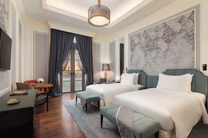 Grand-Zimmer, 1 Schlafzimmer, Nichtraucher, Stadtblick (Grand Executive Room) | Hochwertige Bettwaren, Minibar, Schreibtisch
