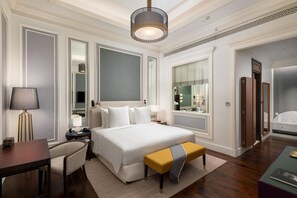 Habitación ejecutiva doble, vistas a la ciudad | Ropa de cama de alta calidad, minibar, escritorio