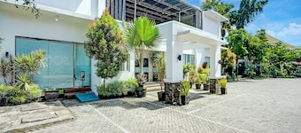 Townhouse Oak Padang near RTH Imam Bonjol formerly Bunda Hotel