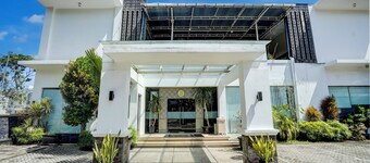 Townhouse Oak Padang near RTH Imam Bonjol