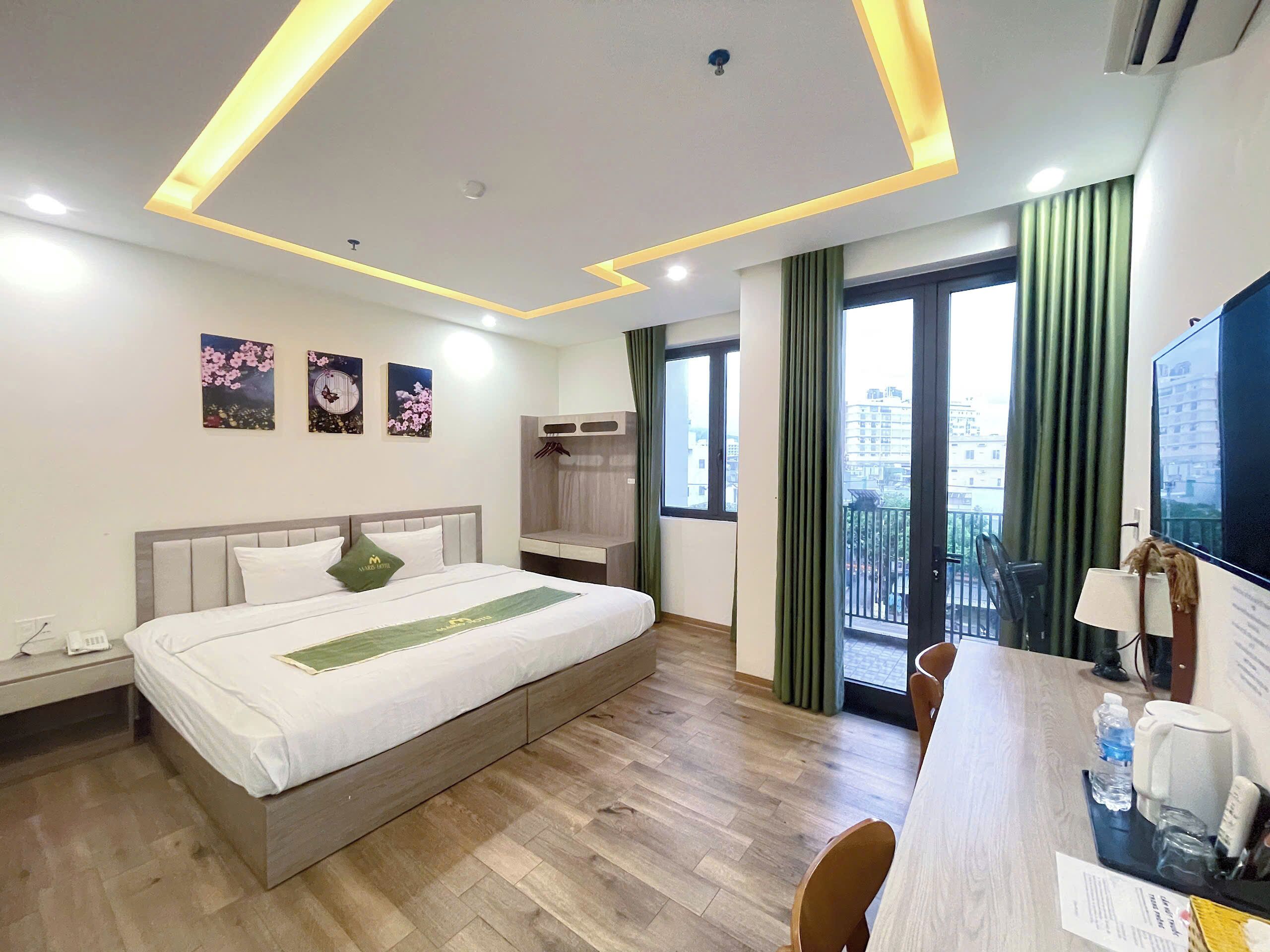 Deluxe Double Room | City view