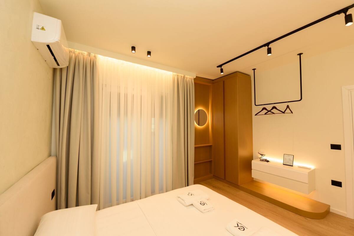 Apartment, Balcony, Beach View | Iron/ironing board, free WiFi