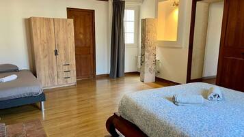 3 habitaciones, wifi y ropa de cama