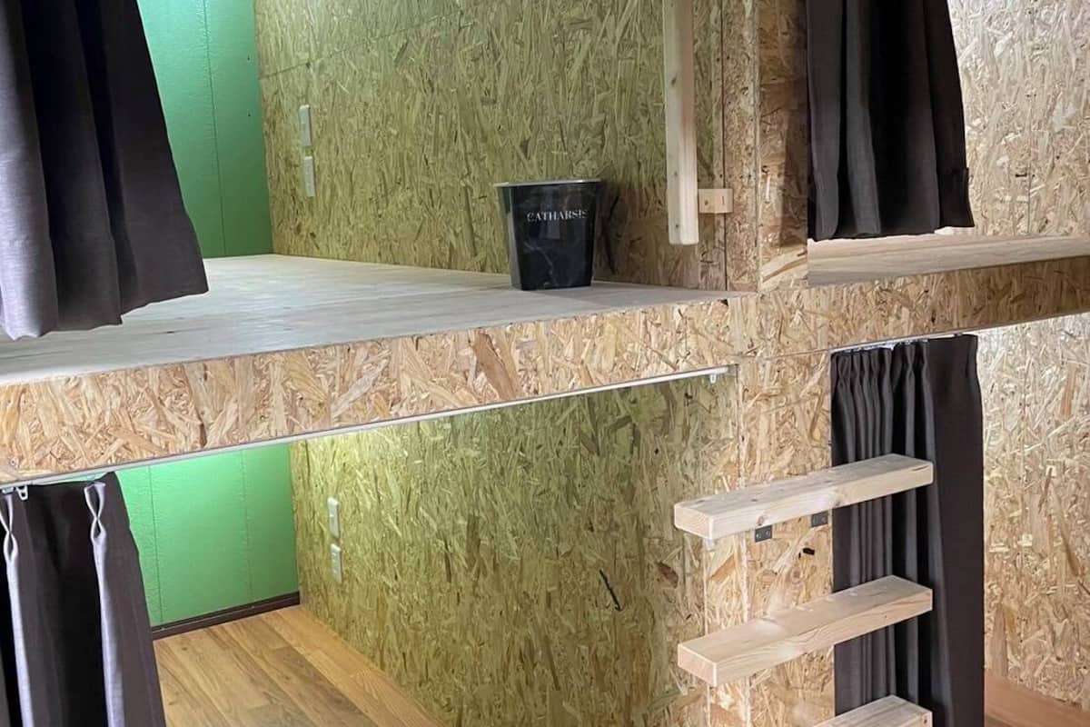 Single Room | In-room safe, blackout drapes, free WiFi, bed sheets