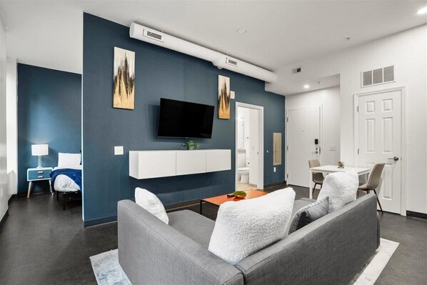 1 chambre, bureau, fer et planche à repasser, Wi-Fi