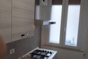 Private kitchen - Apartment Feast (ferrara)