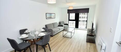 Televisión y oficina