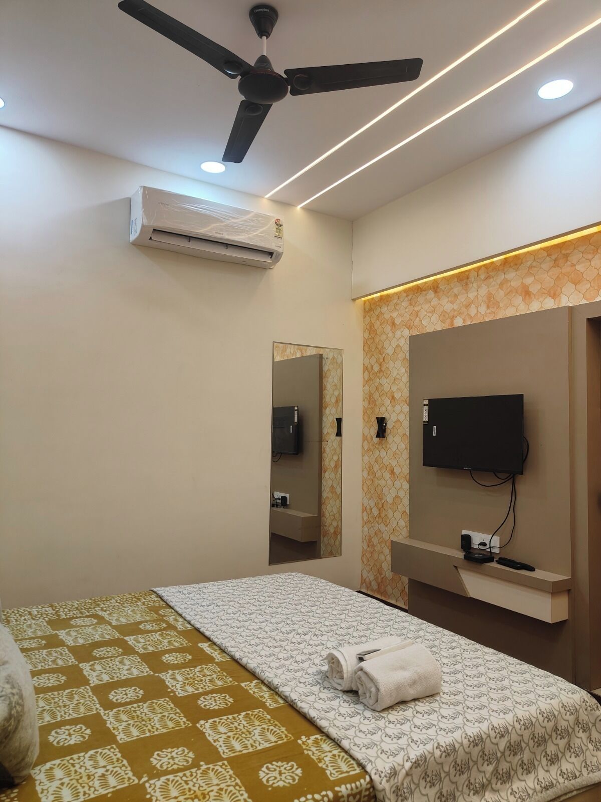 2 多间卧室、床单