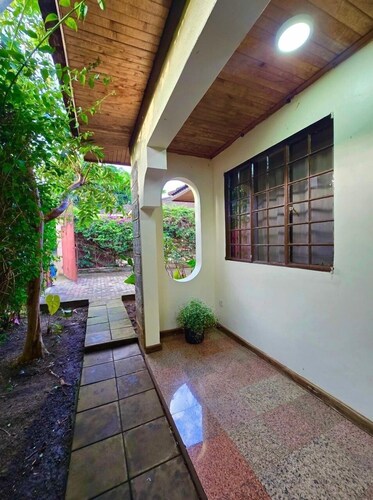 Charming 2-bedroom house in Arusha with WiFi