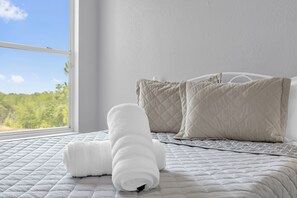 2 chambres, fer et planche à repasser, Wi-Fi gratuit